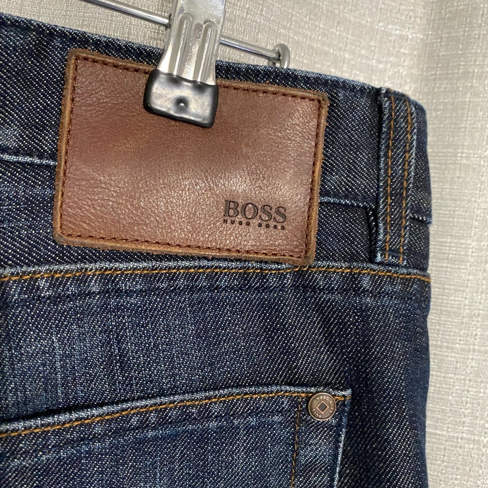 Men’s Used (Like New) Hugo Boss Kansas Dark Wash Jean